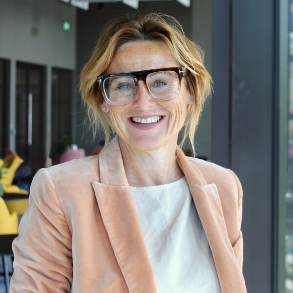 Dr Helen Garr
